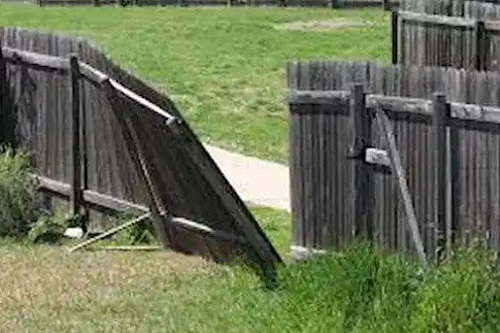 Wood fence